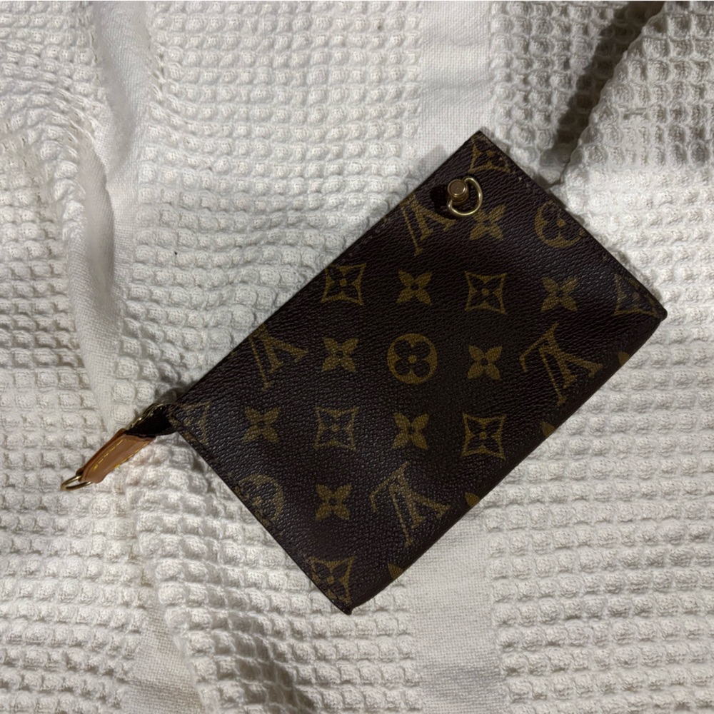 AUTHENTIC Louis Vuitton Small Brown and Gold Monogram Purse/Pouch